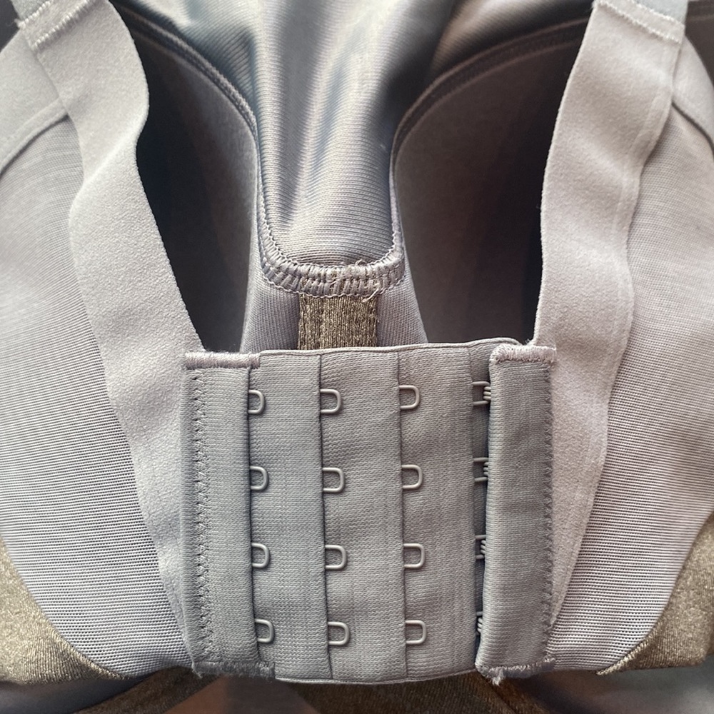 Nike Athletic Sport Support Bra - Picture 5 of 9